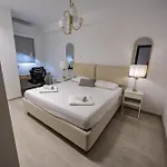Guesthost - Breeze & Patio Comfort