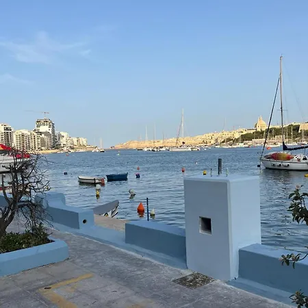 Guesthost - Breeze & Patio Comfort