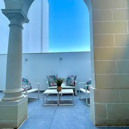 Guesthost - Breeze & Patio Comfort Apartamento