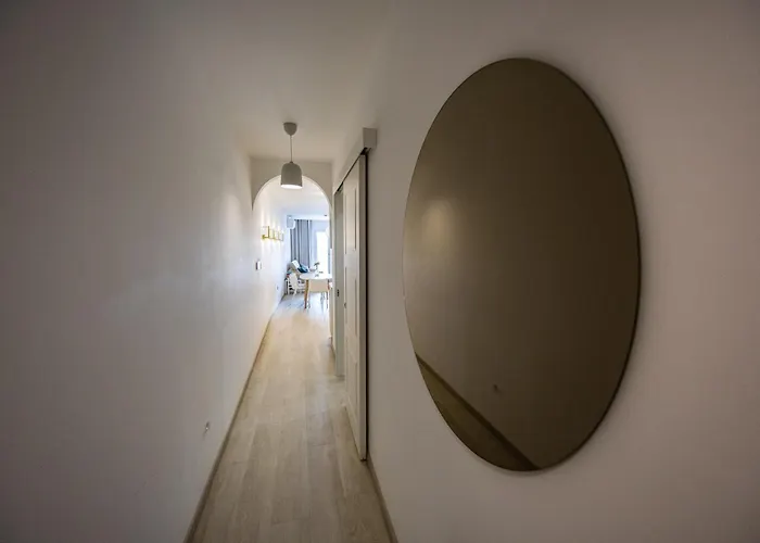 Guesthost - Breeze & Patio Comfort Διαμέρισμα