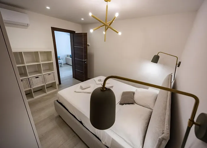 Διαμέρισμα Guesthost - Breeze & Patio Comfort *