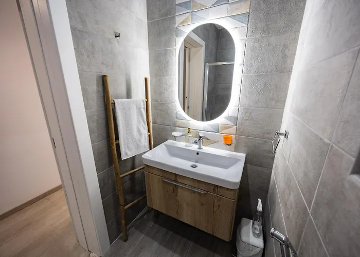 Guesthost - Breeze & Patio Comfort