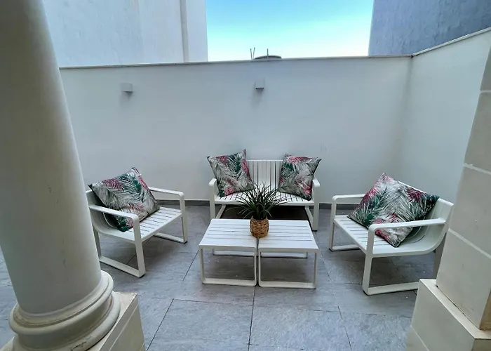 Guesthost - Breeze & Patio Comfort Διαμέρισμα Σλιέμα